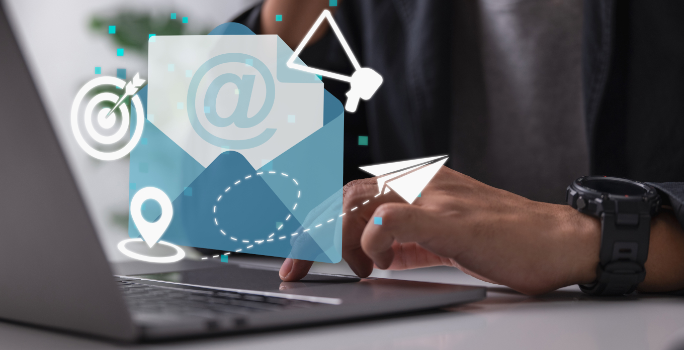 Man browsing on laptop with Mail